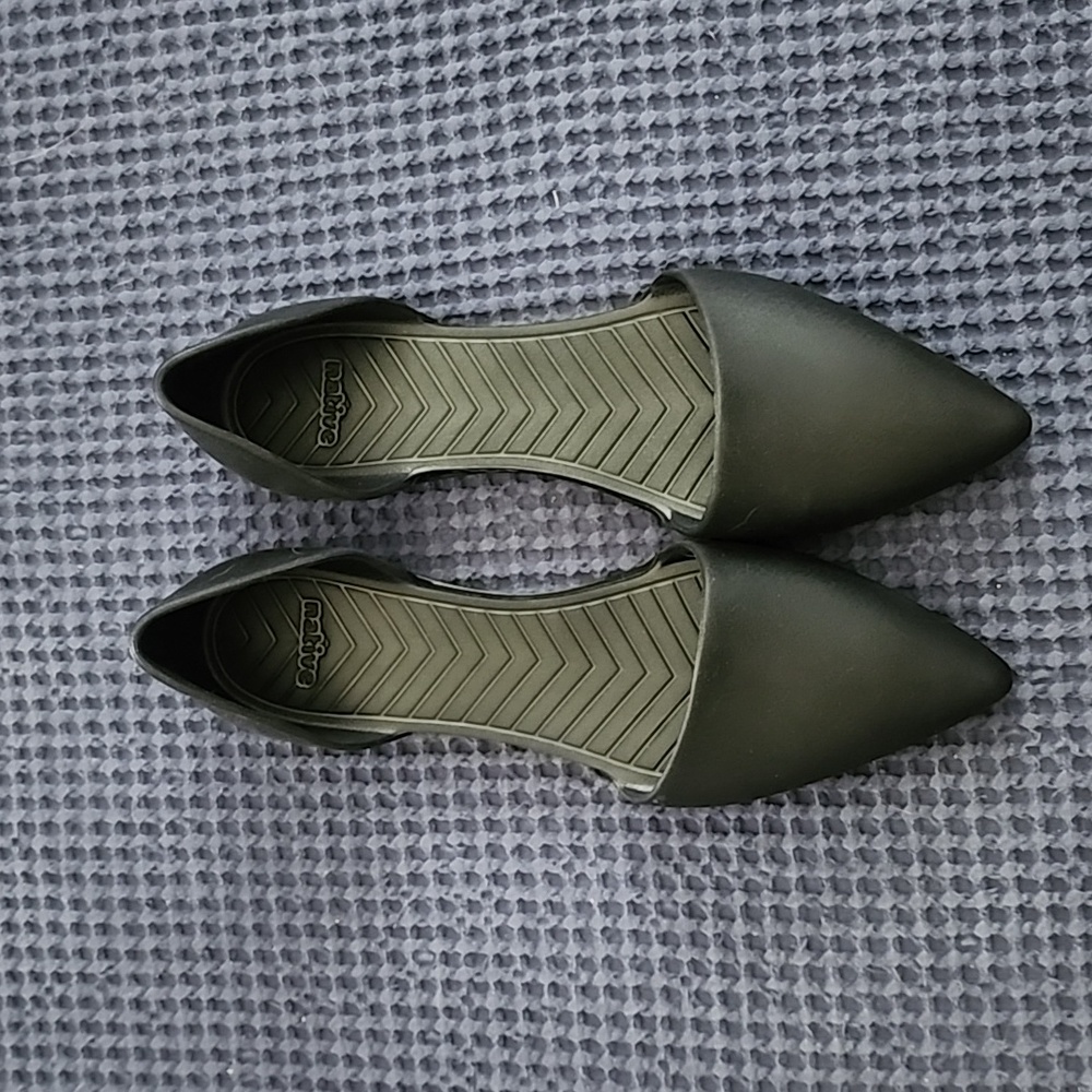 Native Audrey Pointed Toe Flat